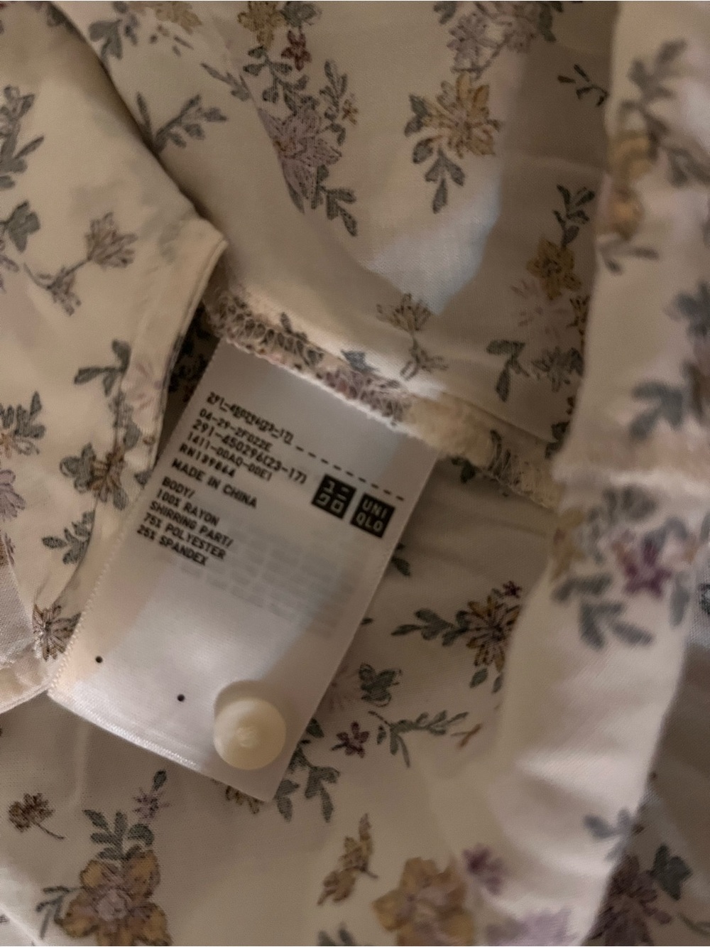 Uniqlo Cream Floral V-Neck Long Sleeve Midi Dress - Picture 6 of 7